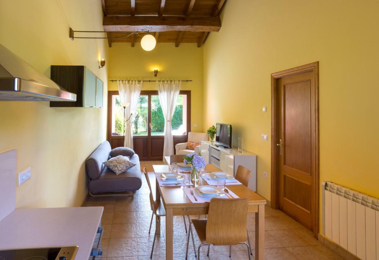 Apartamentos El Guindal Тапія-де-Касар'єго Екстер'єр фото